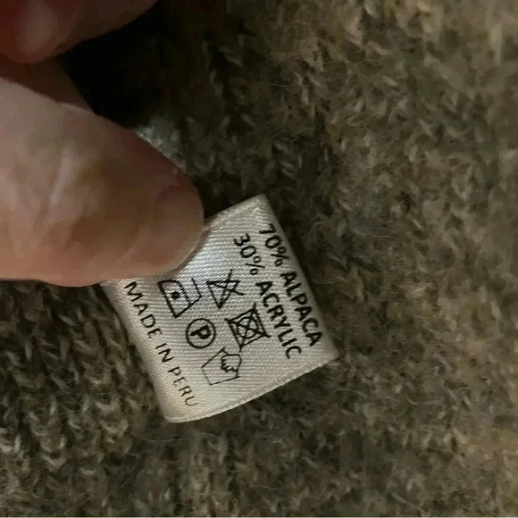 Simply natural alpaca blend open cardigan made in  Peru - Picture 3 of 5